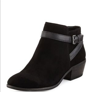 Sam Edelman black booties